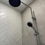 The Charming Chic Garden View Den Aprt R2 *