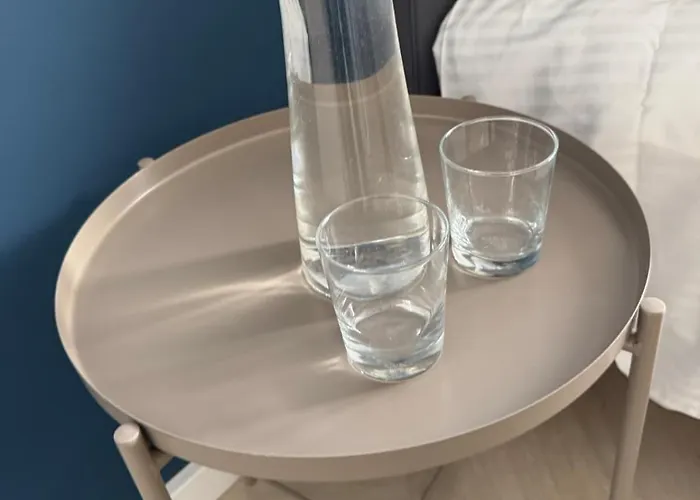 The Charming Chic Garden View Den Aprt R2 * האג